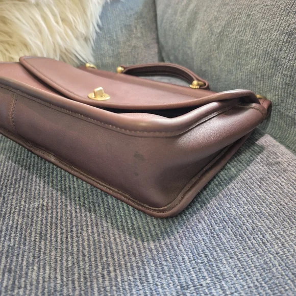 Coach Vintage City Willis Crossbody Hand Bag - Picture 10 of 12